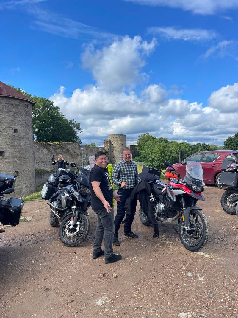 Saint Petersburg-Pskov-Veliky Novgorod. Weekend moto tour 