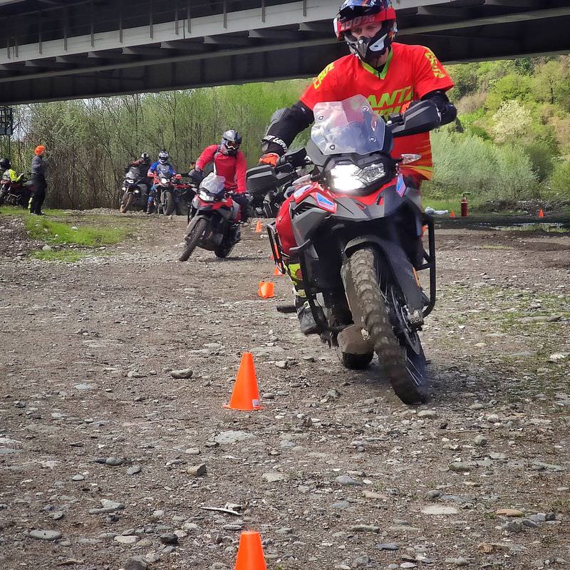 21-26 April Enduro off-road BMW GS Riding skills training Rusmototravel RMT Ride Russia F750GS F850GS