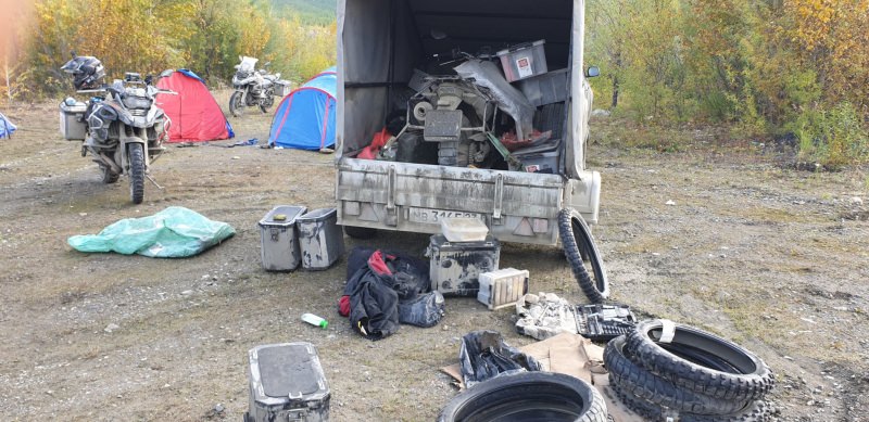 Road on Bones Magadan Kolyama Highway Rusmototravel motorcycle tour in Russia