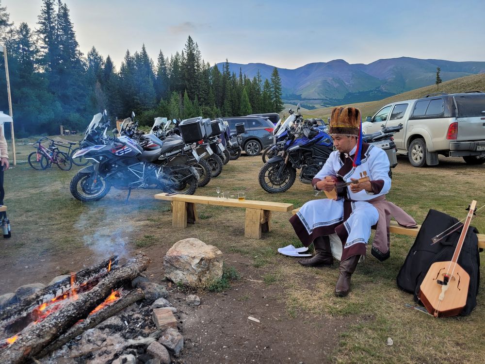 ​​Altai Motorcycle Tour Rusmototravel BMW R1250GS