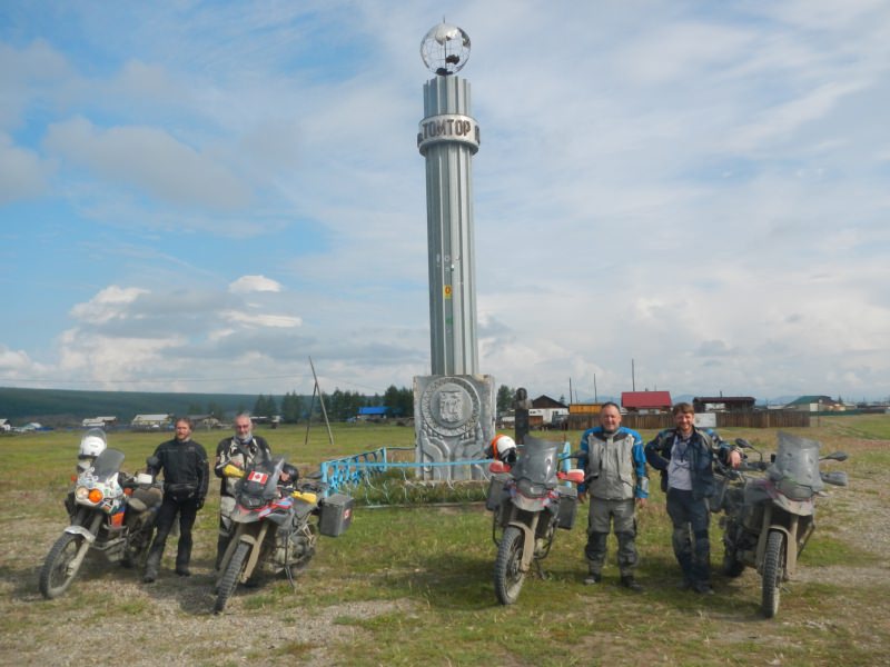 Road on Bones Magadan Kolyama Highway Rusmototravel motorcycle tour in Russia