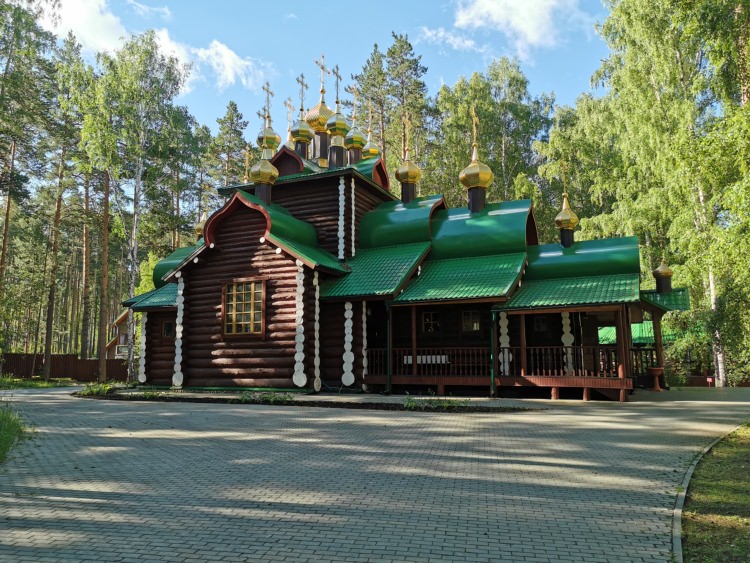 Moscow-Vladivostok, Trans-Siberian Tour with Rusmotoravel