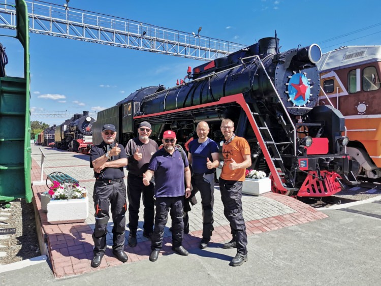 Moscow-Vladivostok, Trans-Siberian Tour with Rusmotoravel