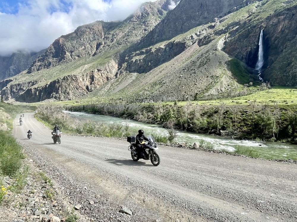 ​​Altai Motorcycle Tour Rusmototravel BMW R1250GS